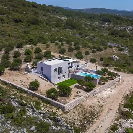 Villa Adio Mare *